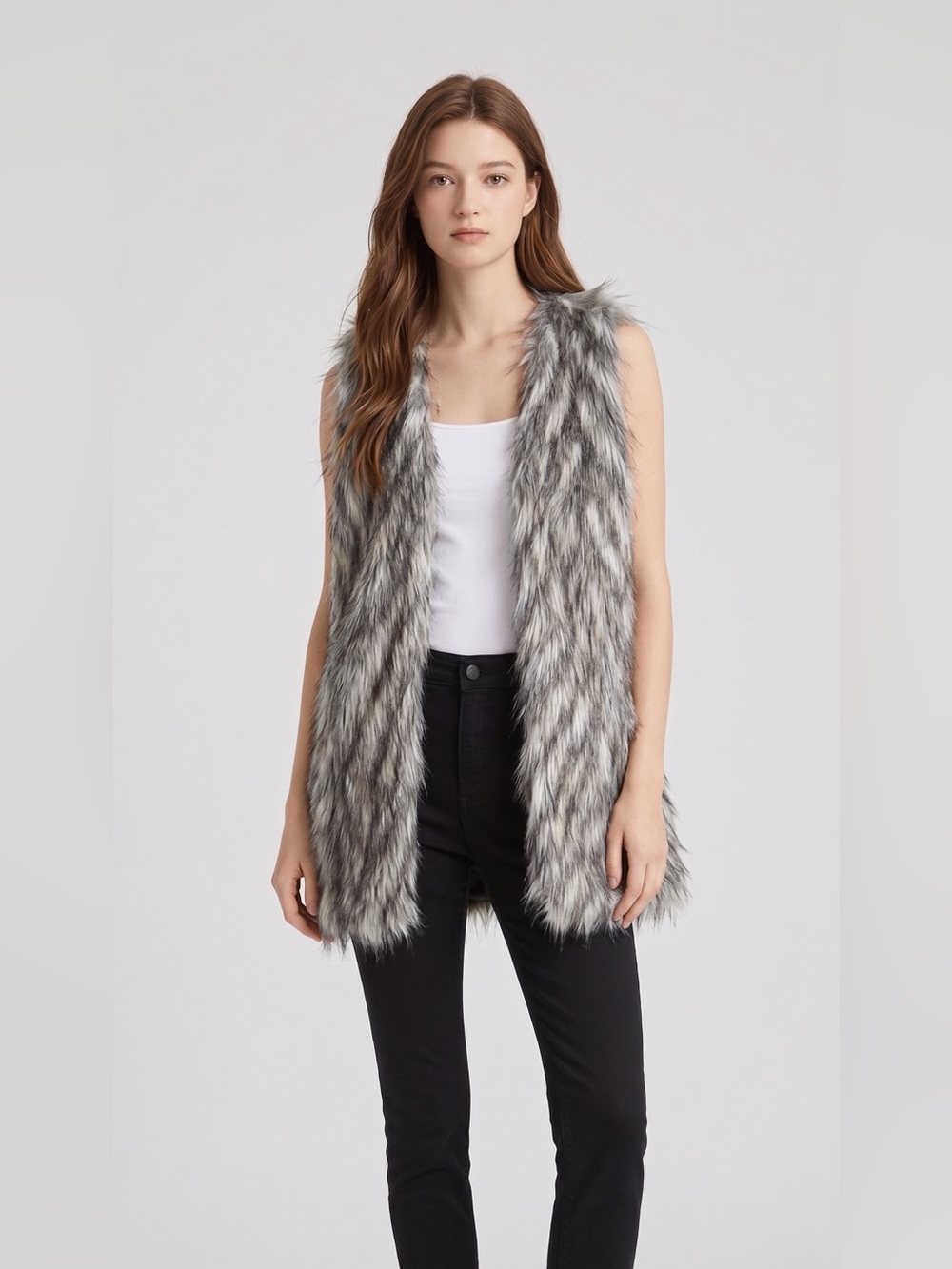 Y2K Charlotte Russe Gray Faux Fur Sleeveless Vest. Rave. Nightclub. Going out. M
